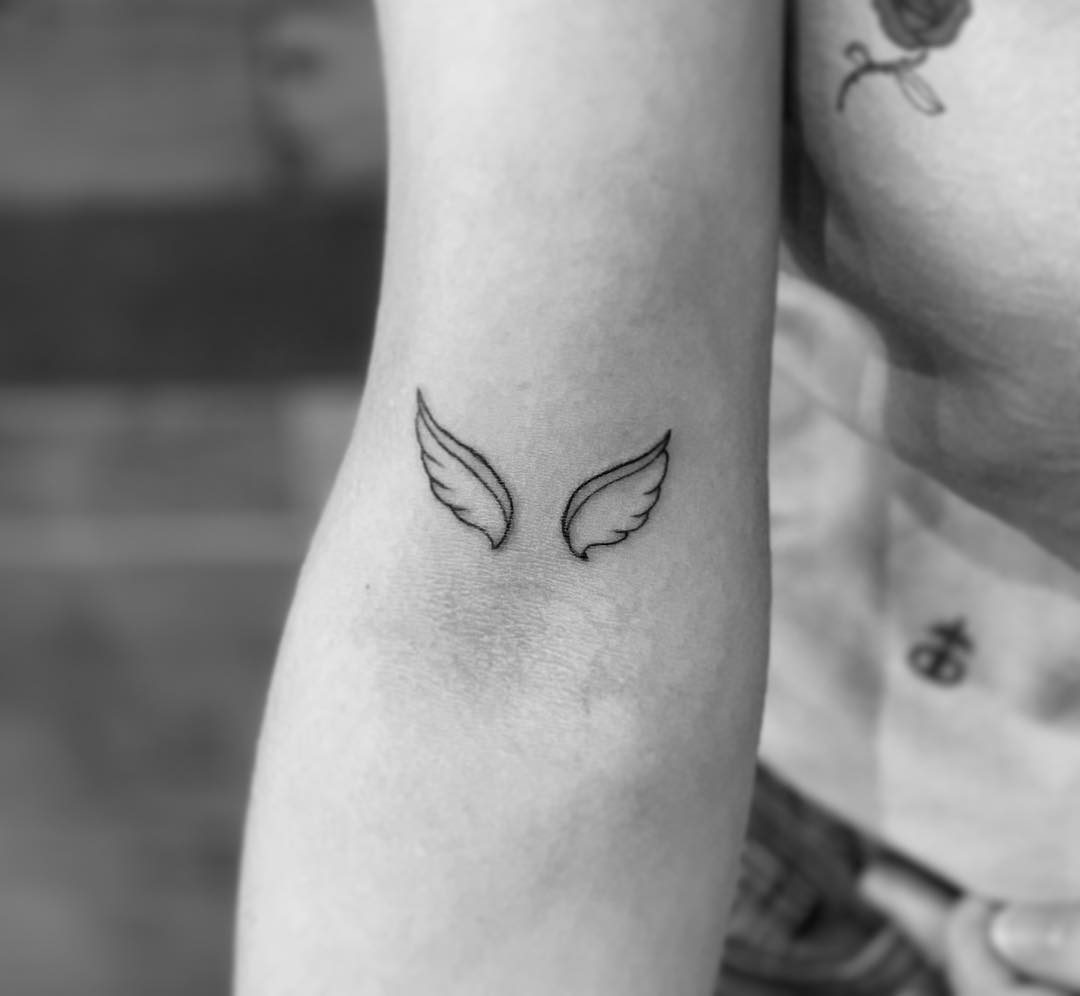 Angel Tattoo Ideas for Females 0033