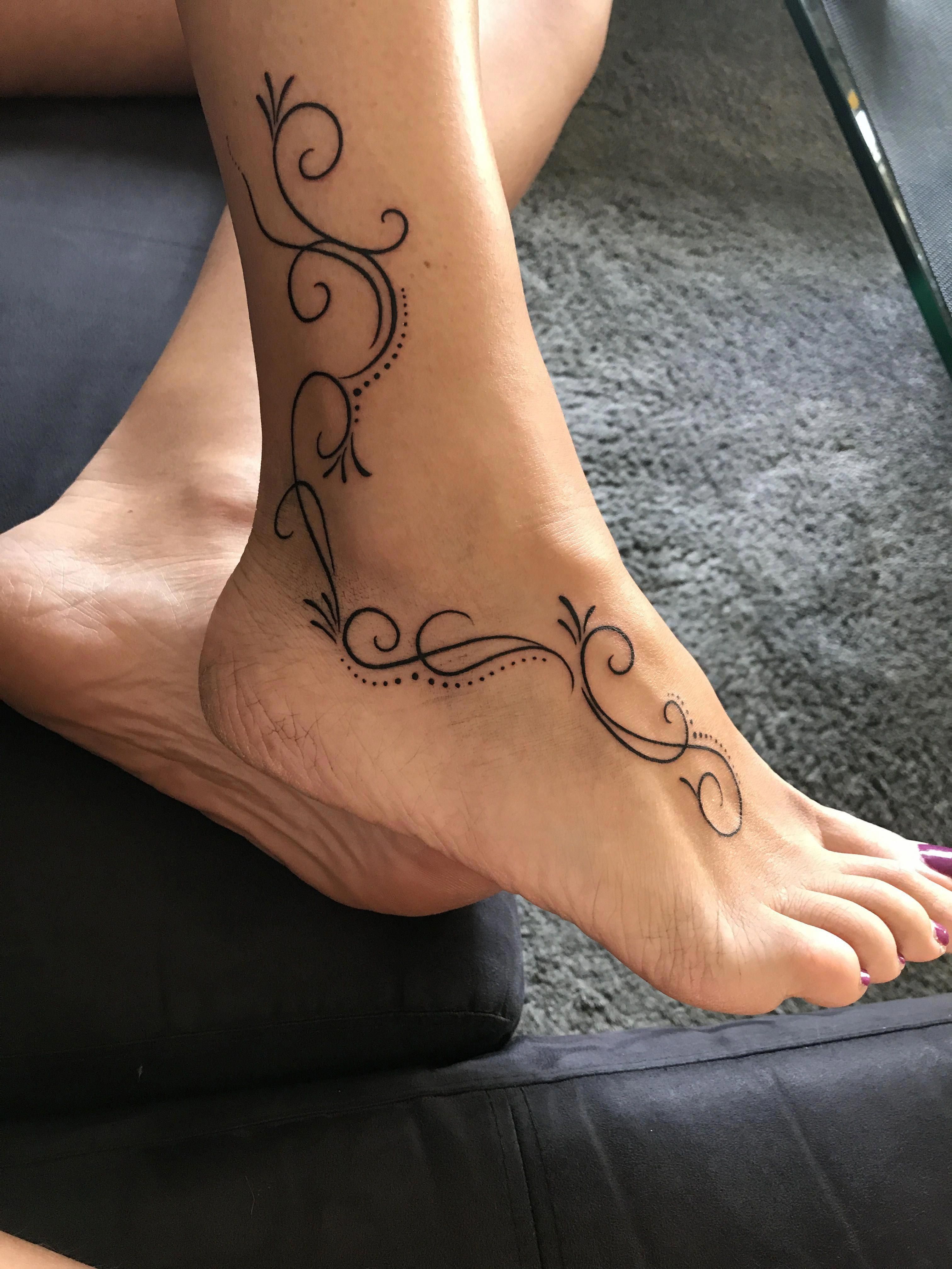 ankle bracelet tattoo ideas 0045