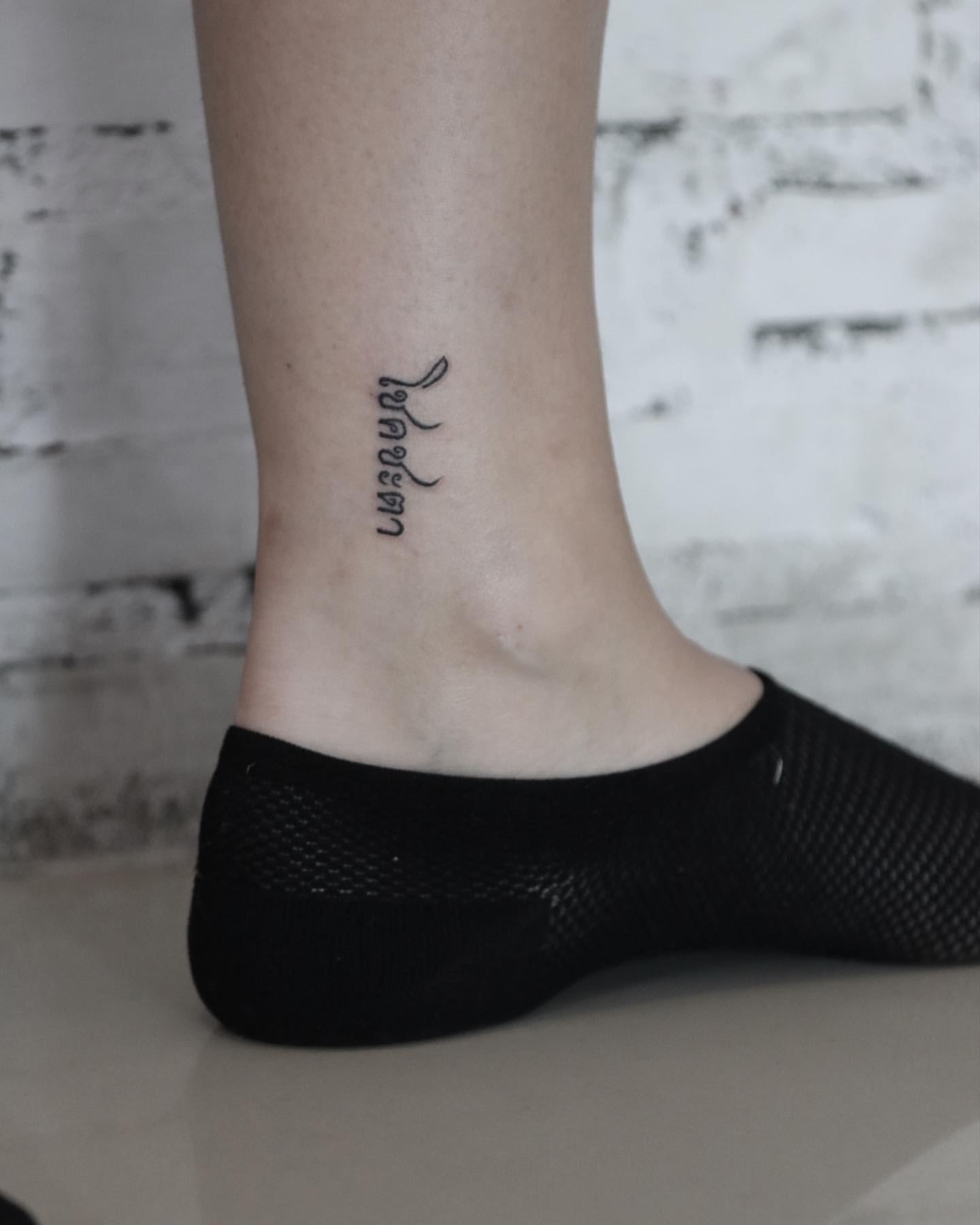 ankle bracelet tattoo ideas 0066