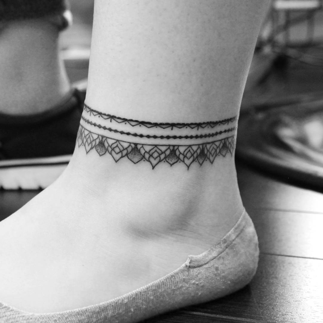 ankle bracelet tattoo ideas 0095