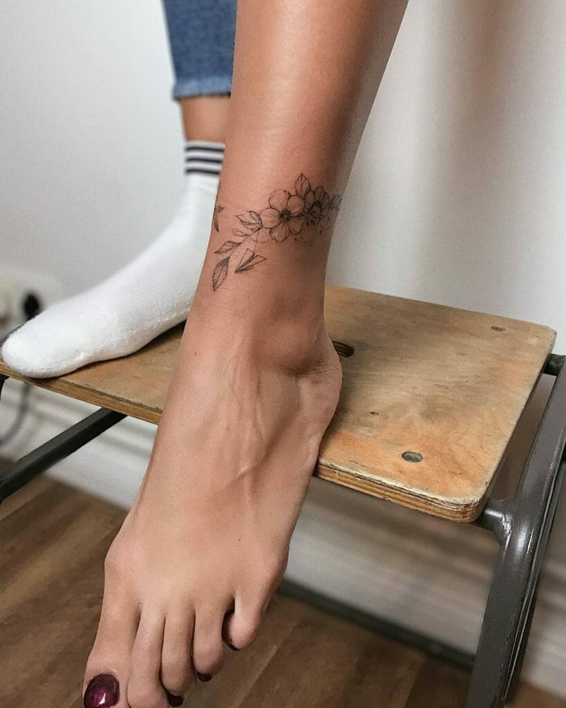 ankle chain tattoo ideas 0012