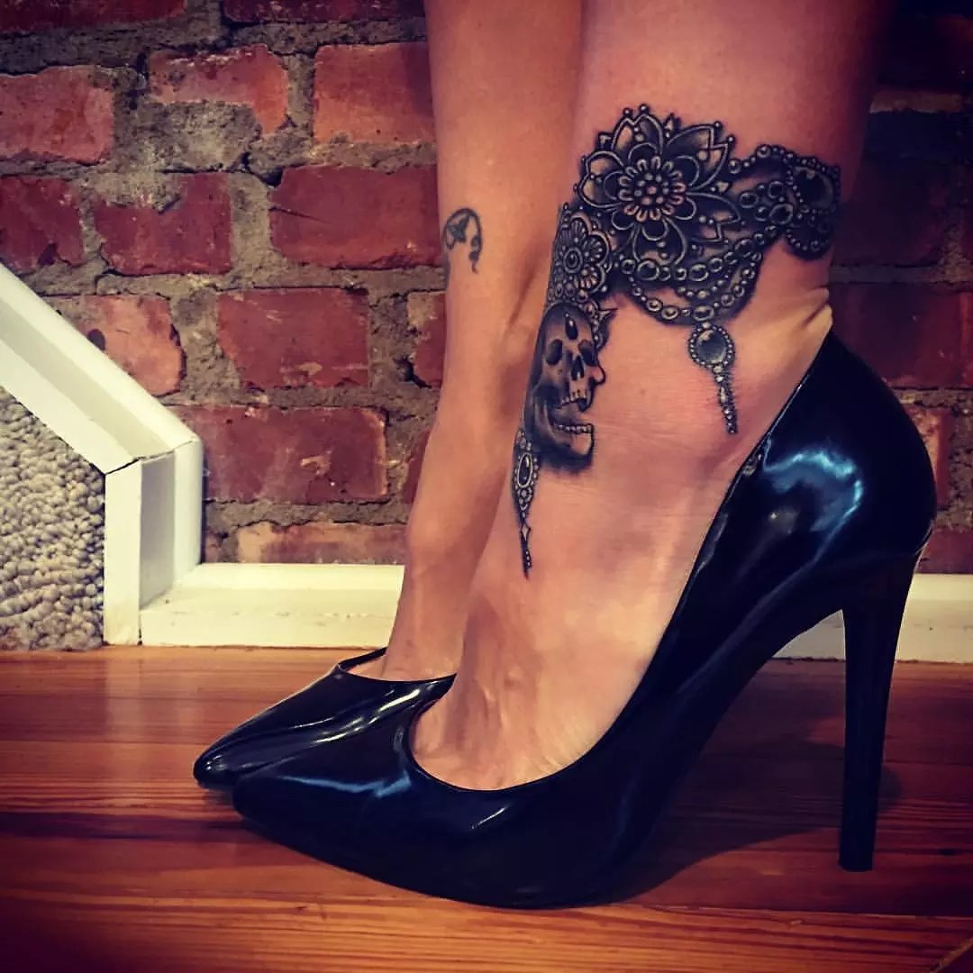 ankle chain tattoo ideas 0073