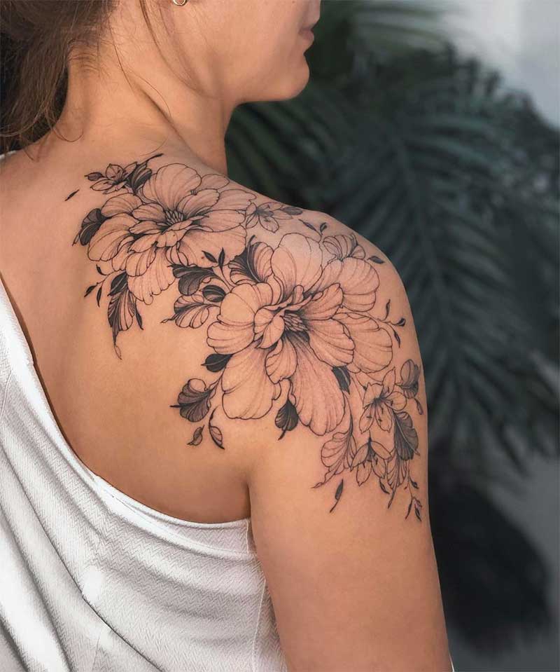 artistic tattoo ideas for woman shoulder