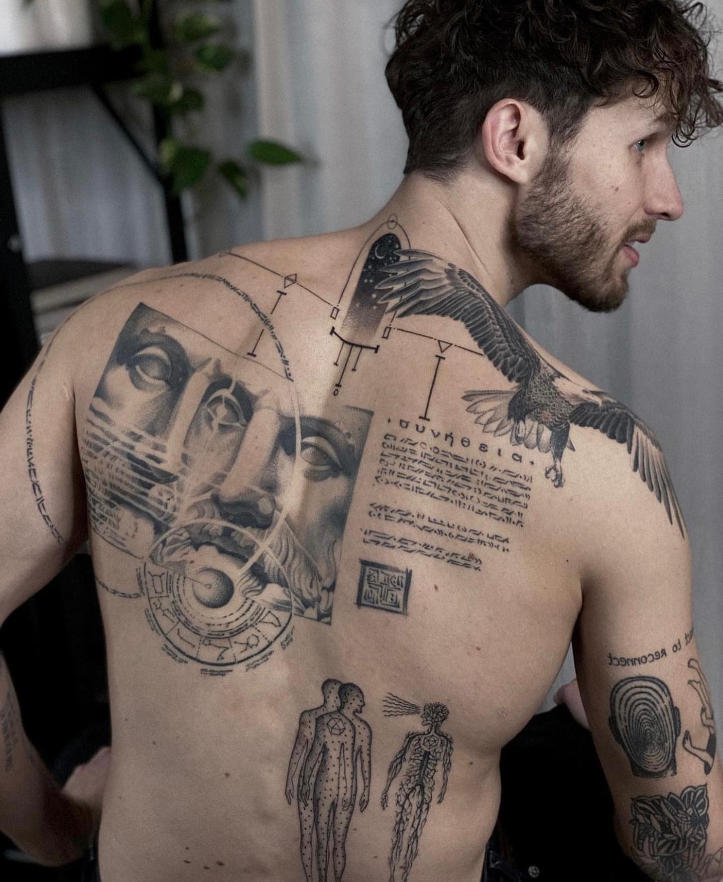 back tattoo ideas for men 0012