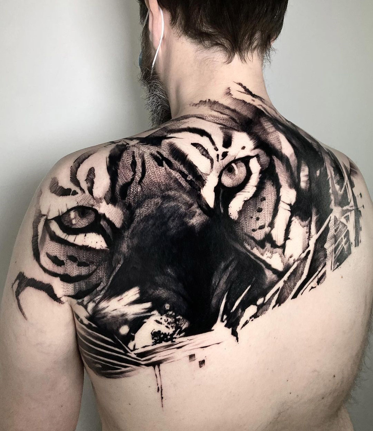 back tattoo ideas for men 0035