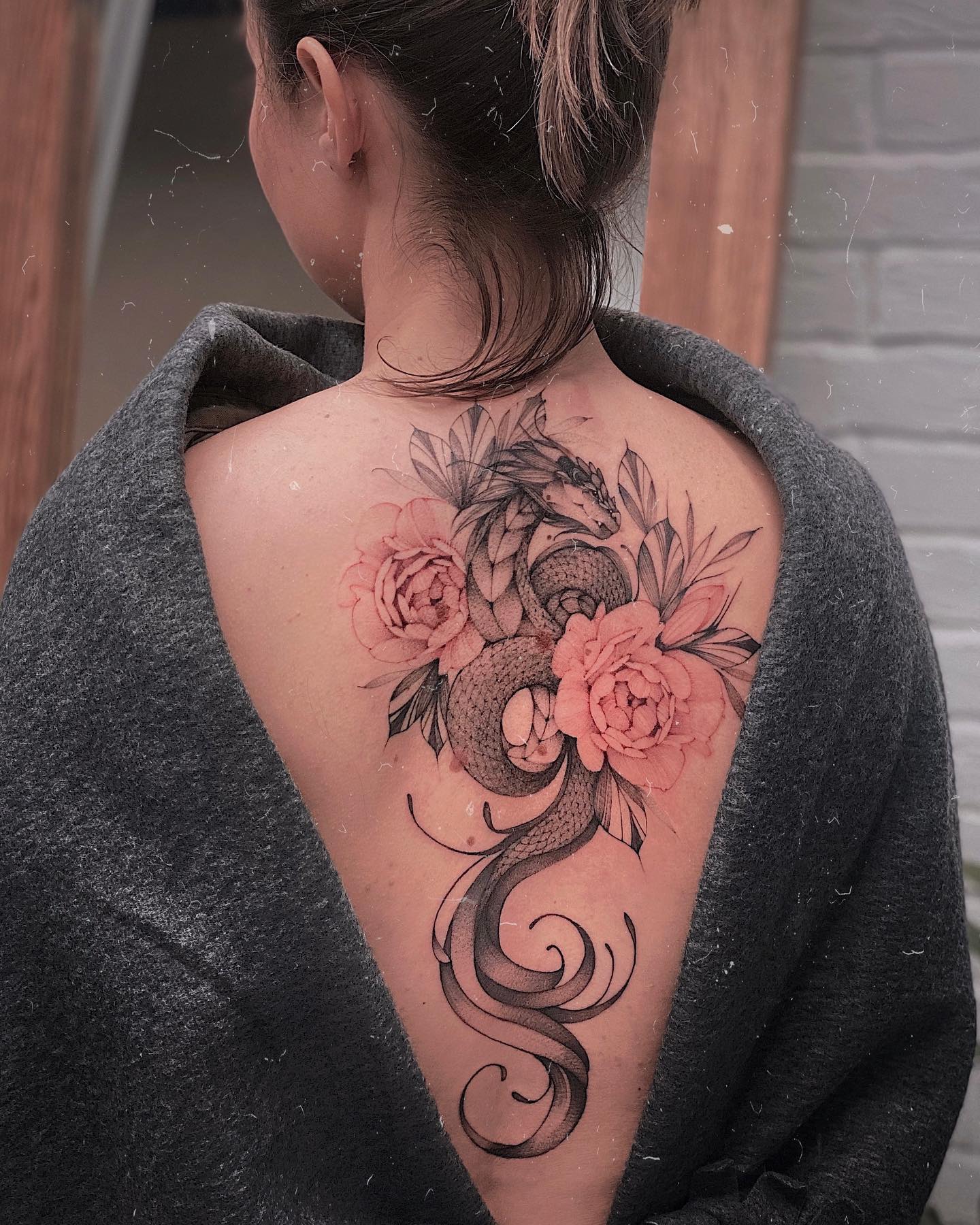 bold back tattoo ideas for women