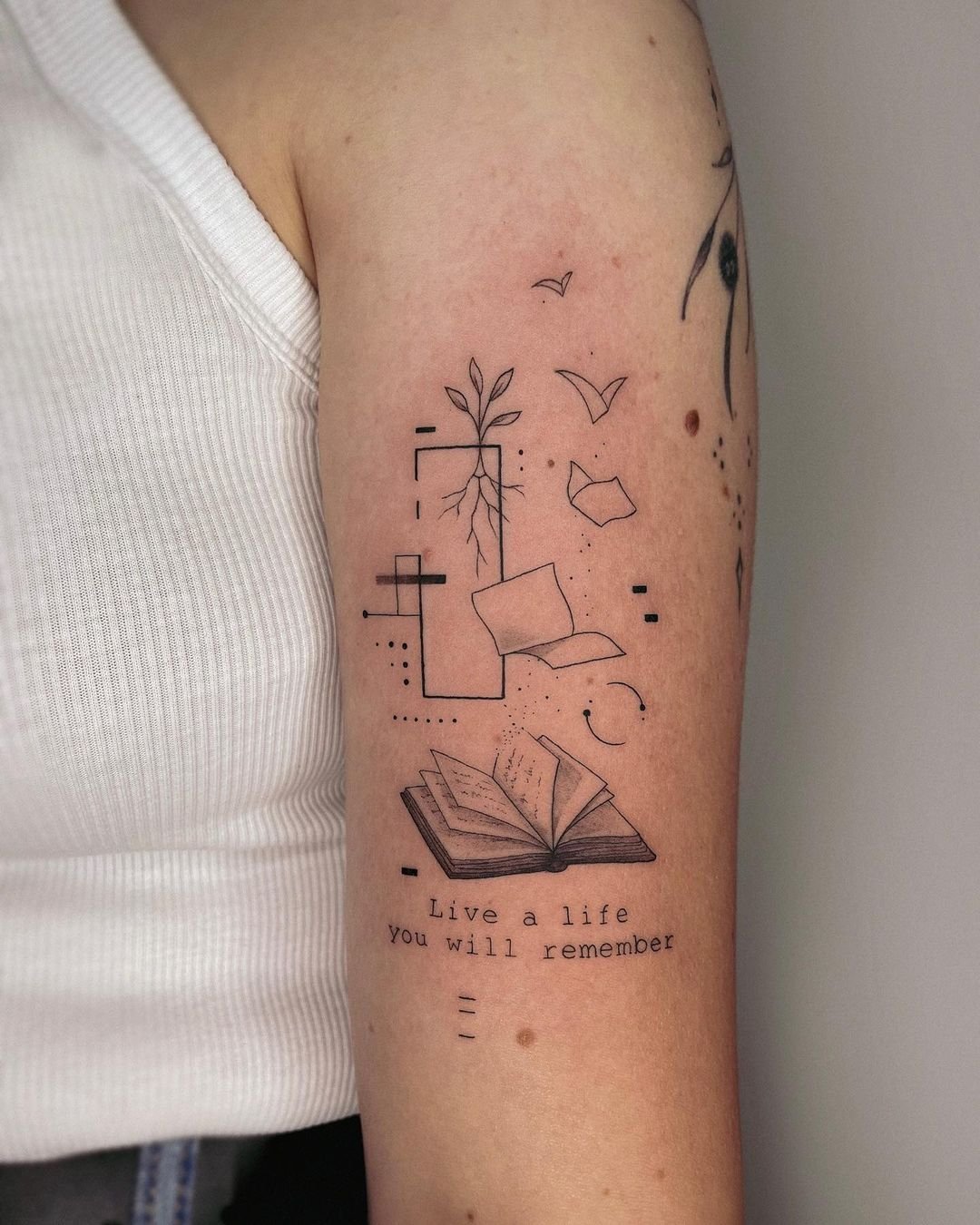 book lover tattoo ideas 0055