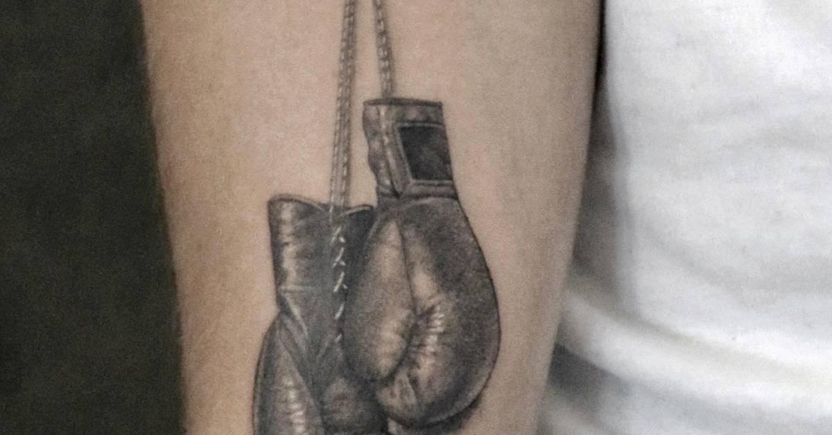 Boxing gloves tattoo ideas 0036