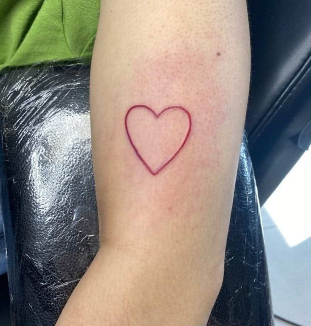 broken heart tattoo ideas 0031