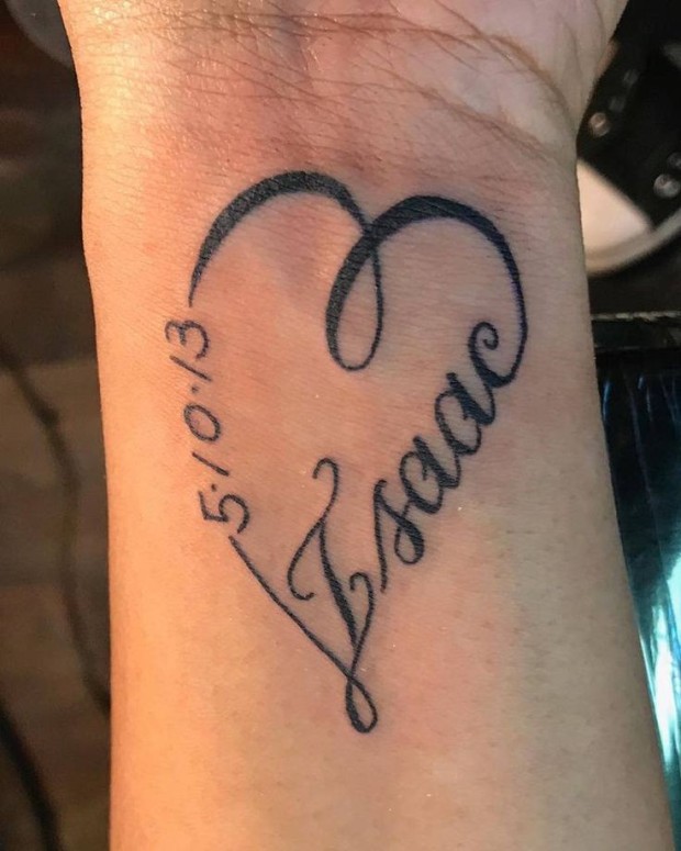 broken heart tattoo ideas 0040