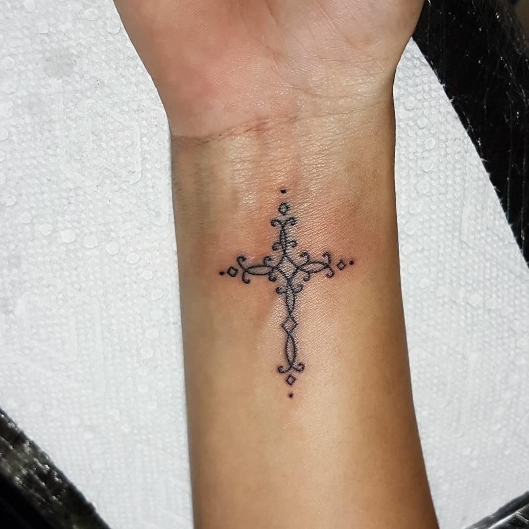 celtic cross tattoo ideas 0039