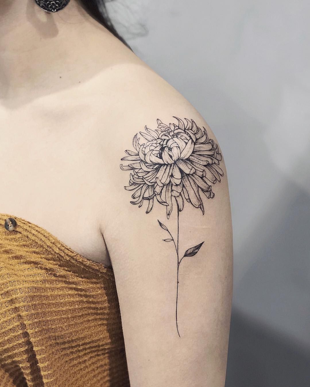 Chrysanthemum tattoo small 0028