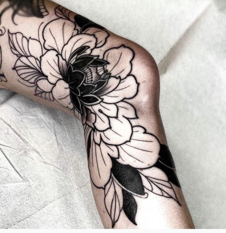 Chrysanthemum tattoo small 0044