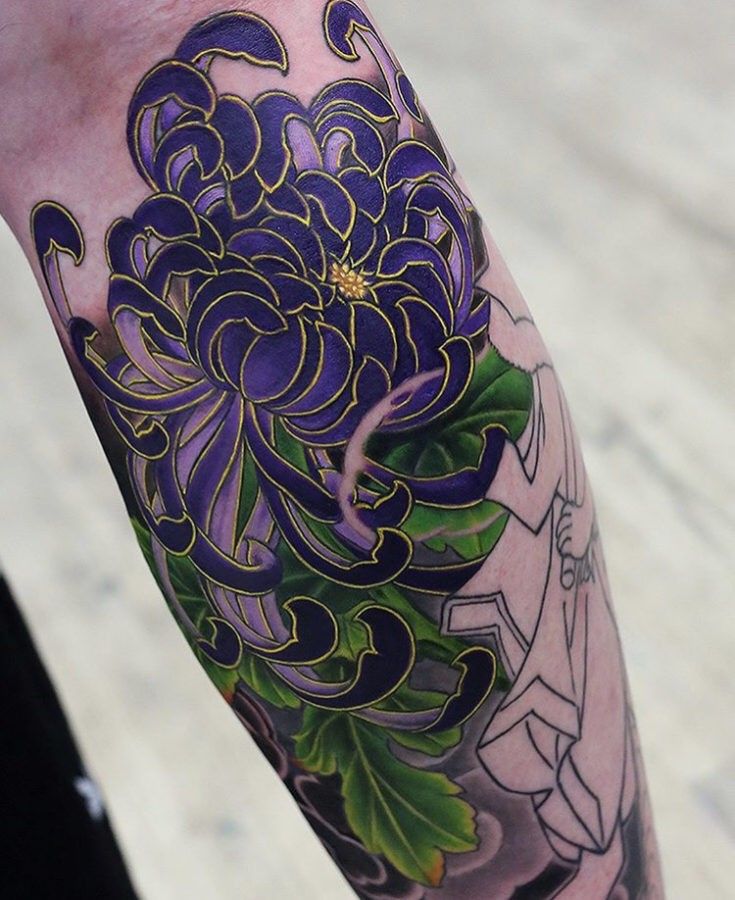 Chrysanthemum tattoo small 0074