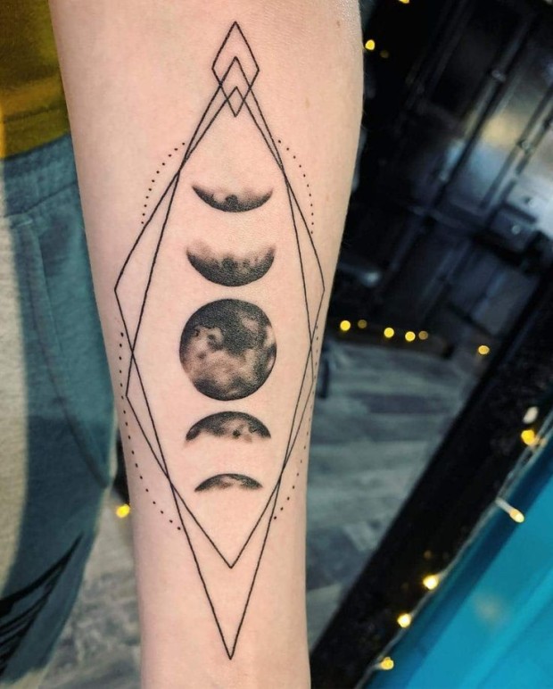 creative moon tattoo ideas