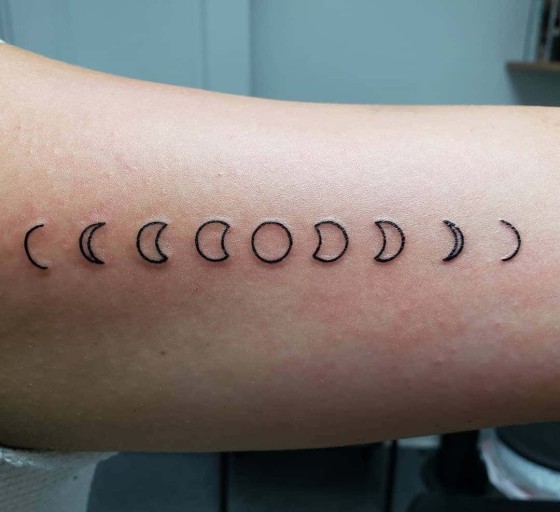 crescent moon tattoo ideas 0054