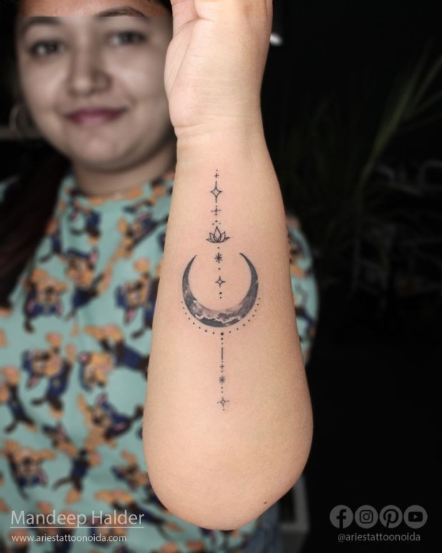 crescent moon tattoo ideas 0079