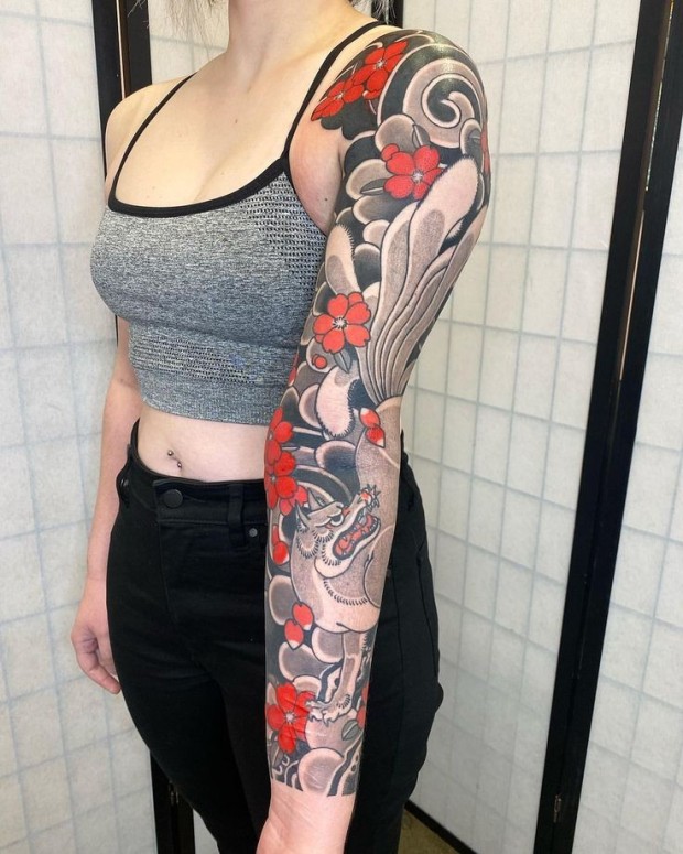 delicate Japanese tattoo motifs