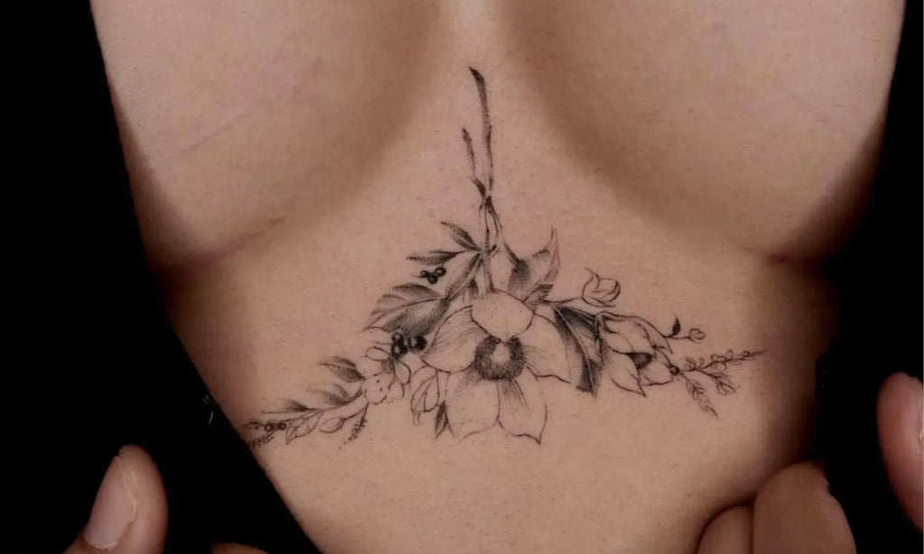 delicate sexy tattoo ideas for women.