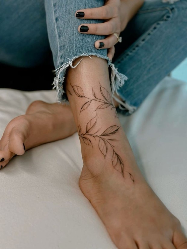 delicate vines tattoo ideas