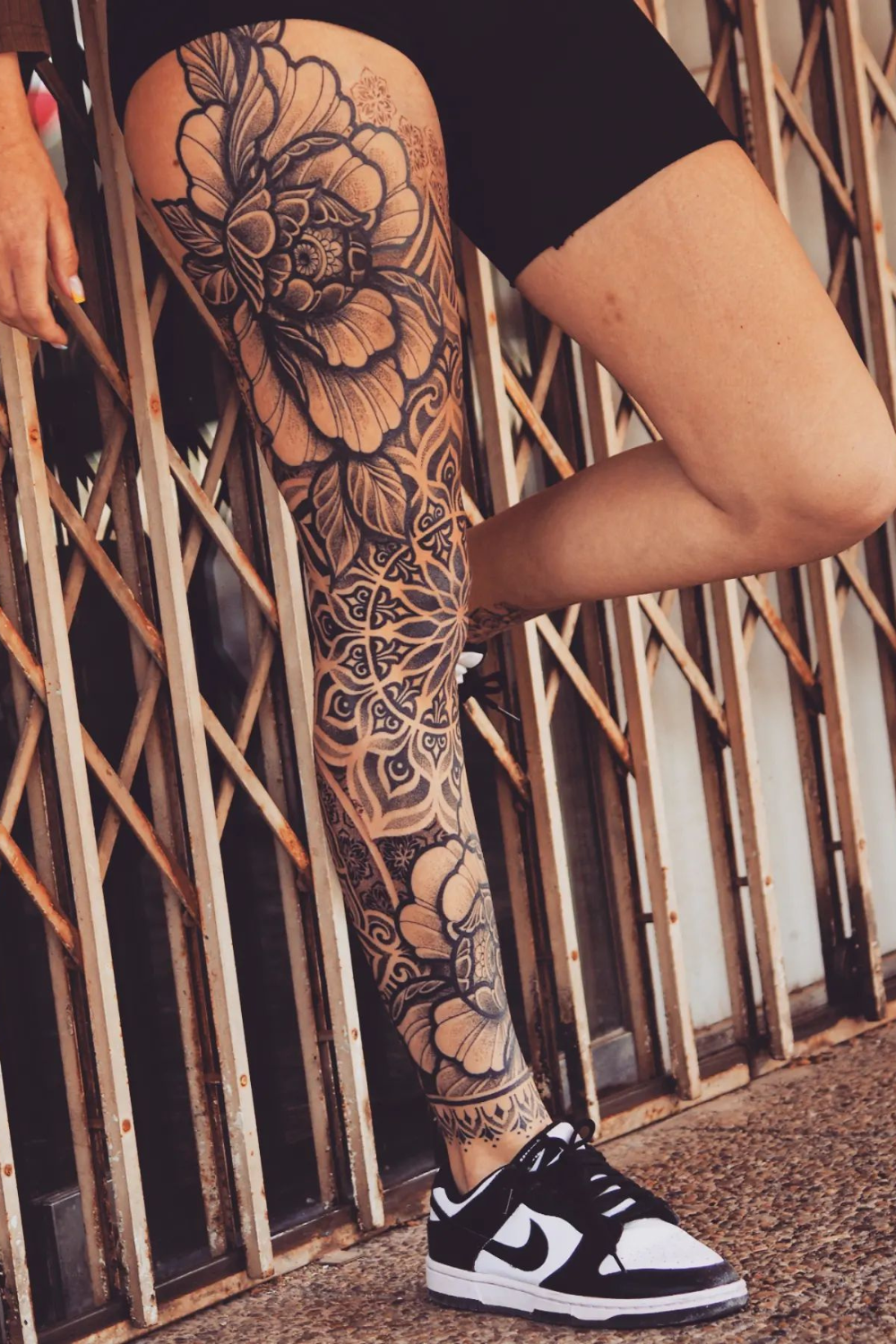 feminine leg tattoo ideas 0042