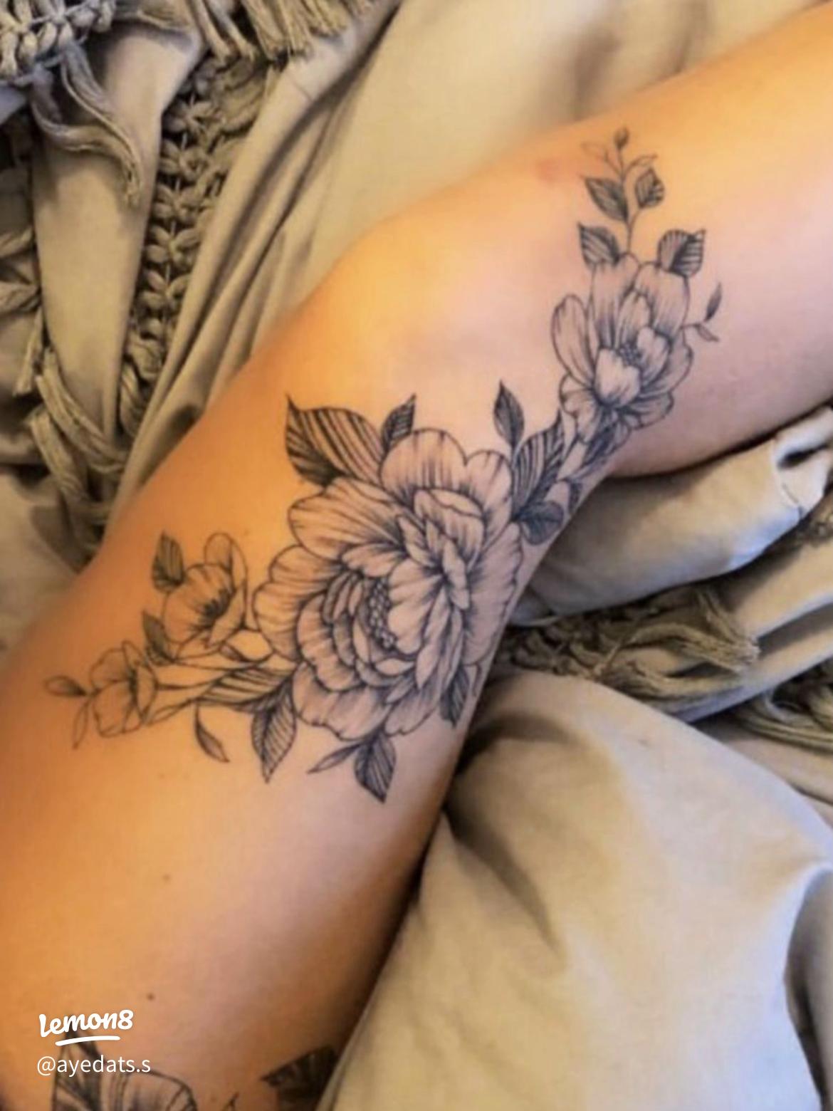 feminine leg tattoo ideas 0081