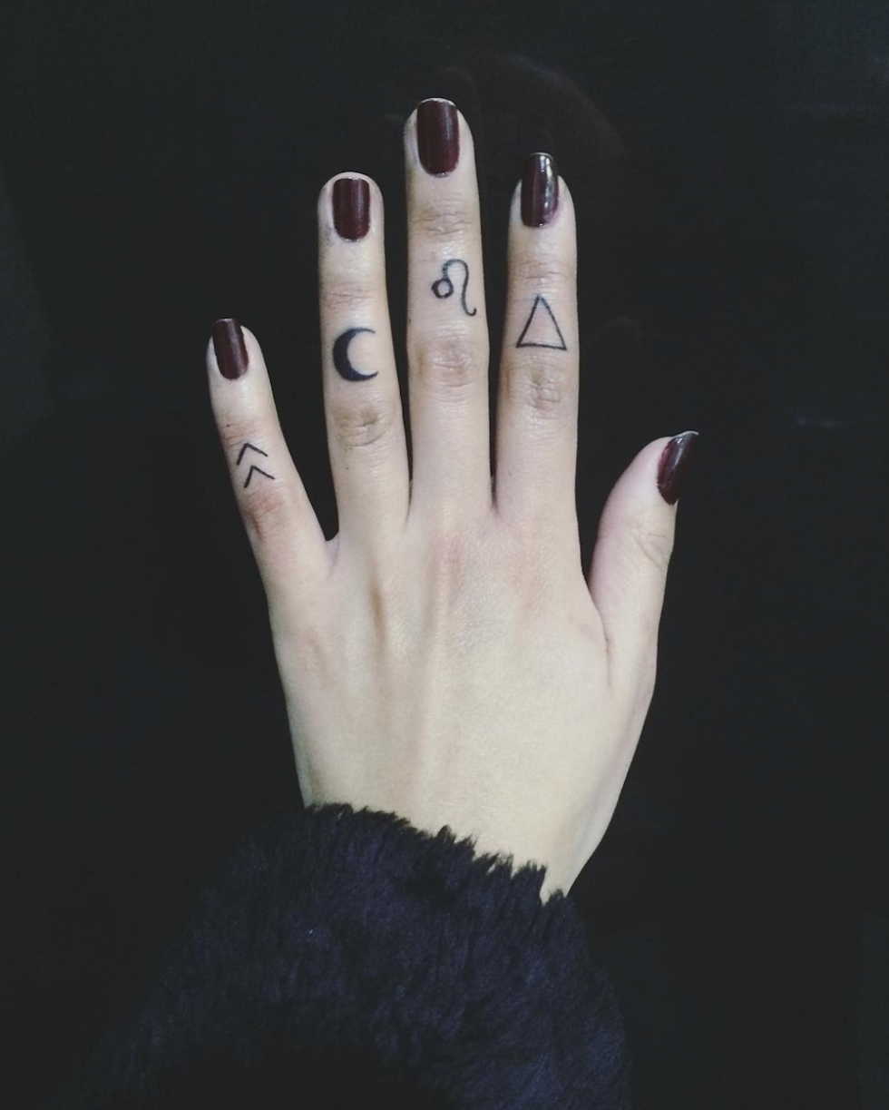 finger tattoo ideas 0088