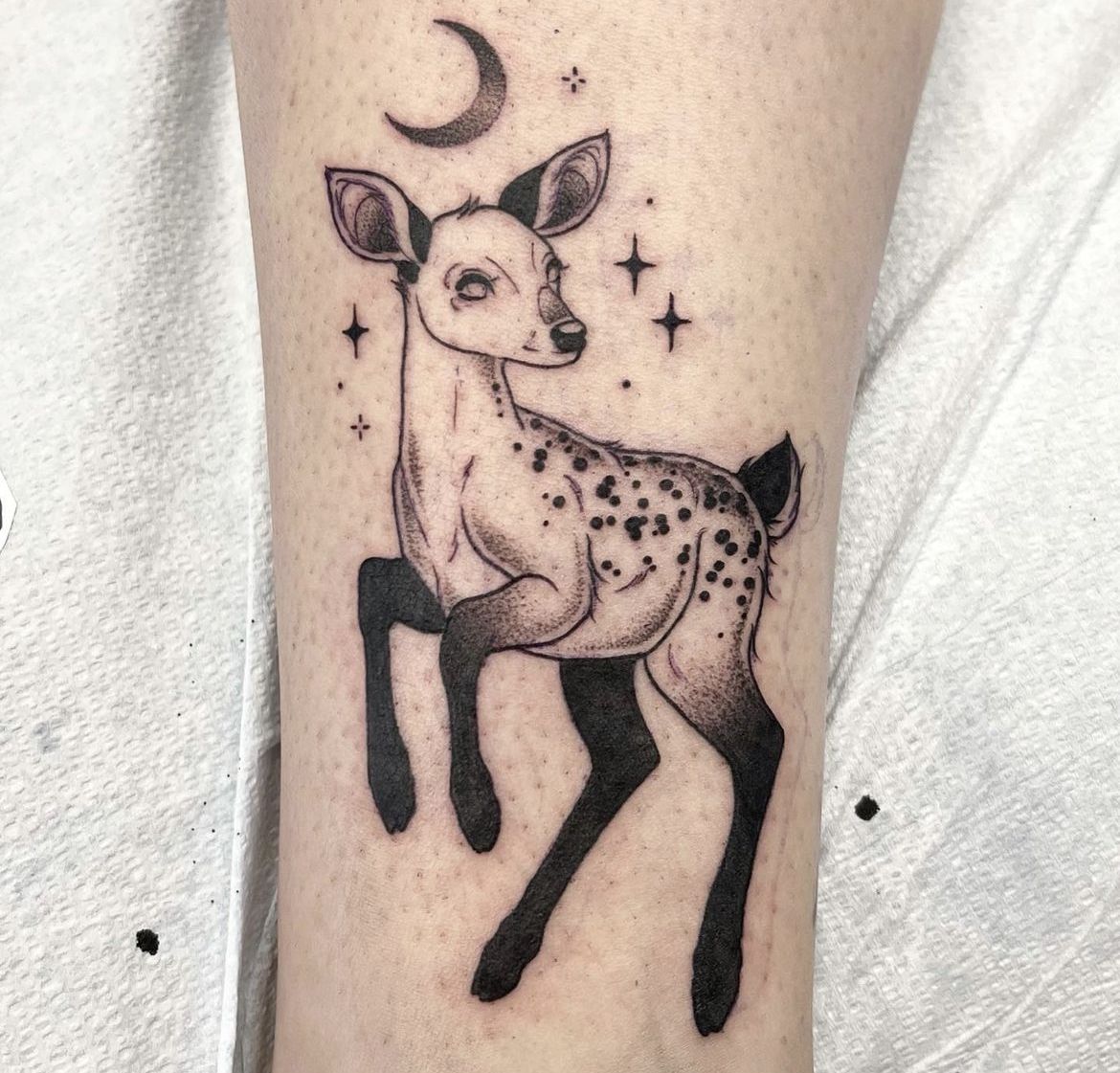 geometric deer tattoo ideas for modern aesthetics