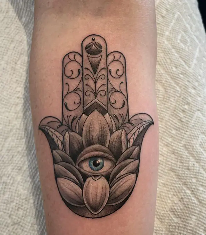 Hamsa tattoo ideas 0061