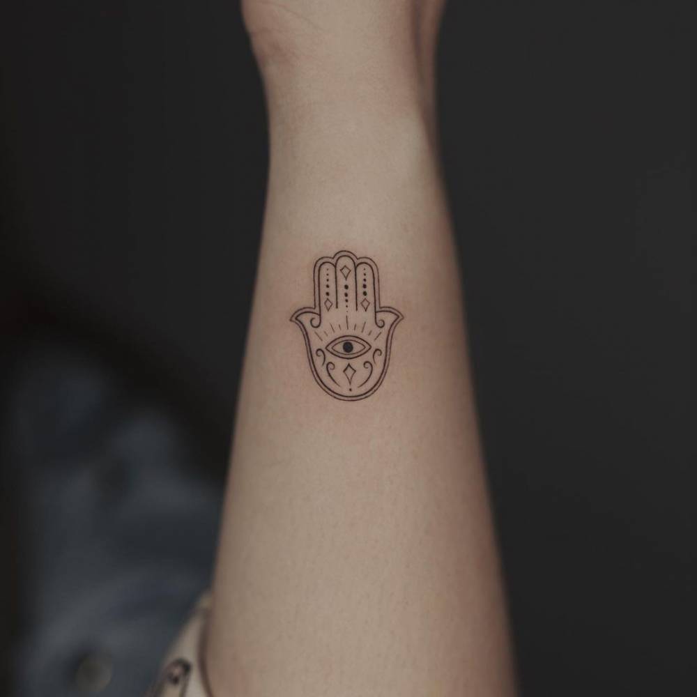 Hamsa tattoo ideas 0093