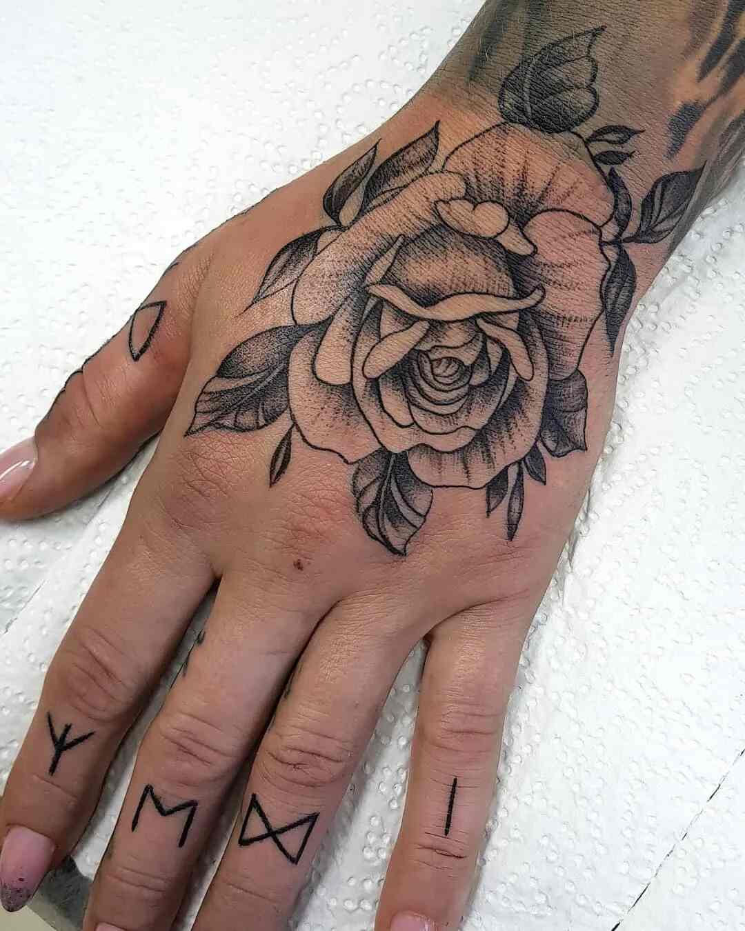 hand tattoo ideas 0012