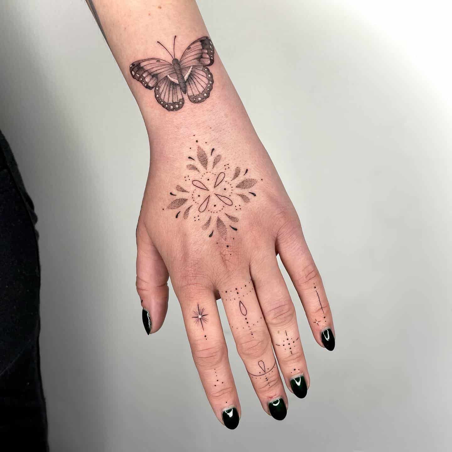 hand tattoo ideas 0070