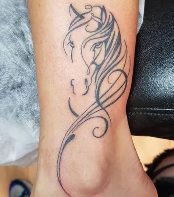 horseshoe tattoo ideas 0066