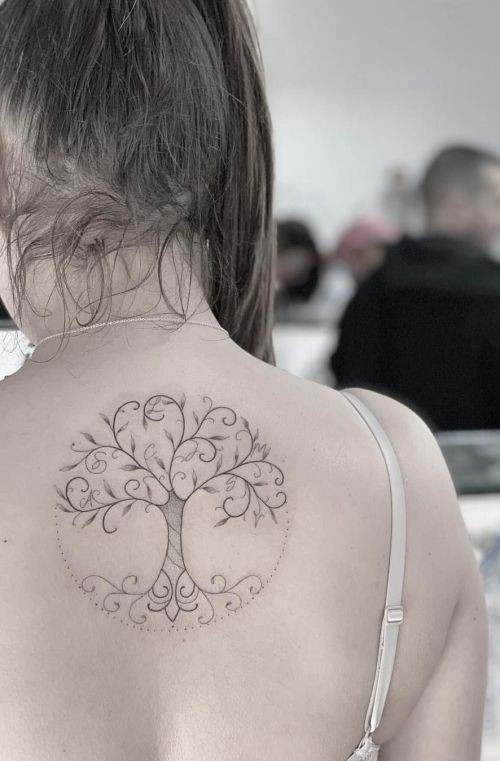 intricate family tree tattoo patterns