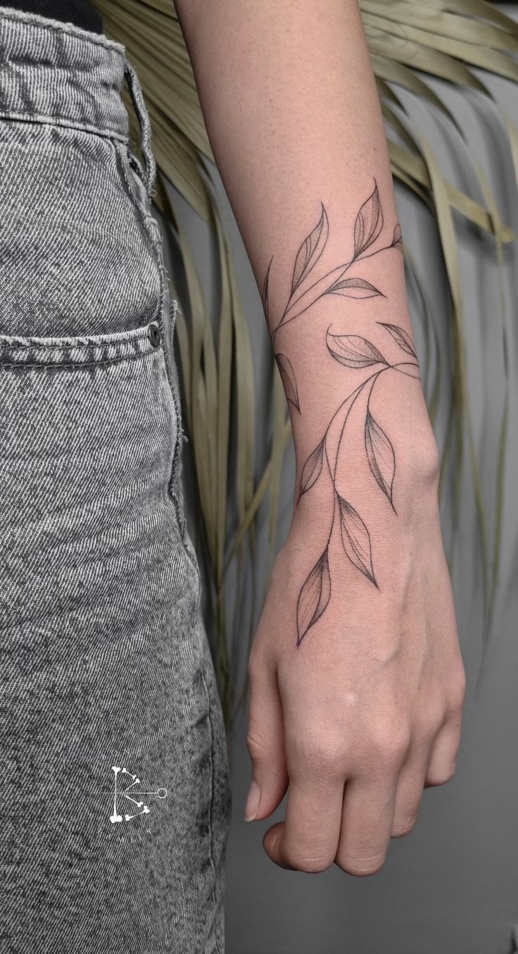 leaf tattoo ideas 0046