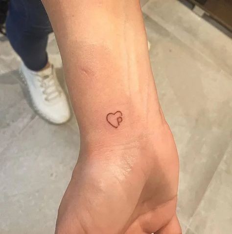 letter tattoo ideas 0050