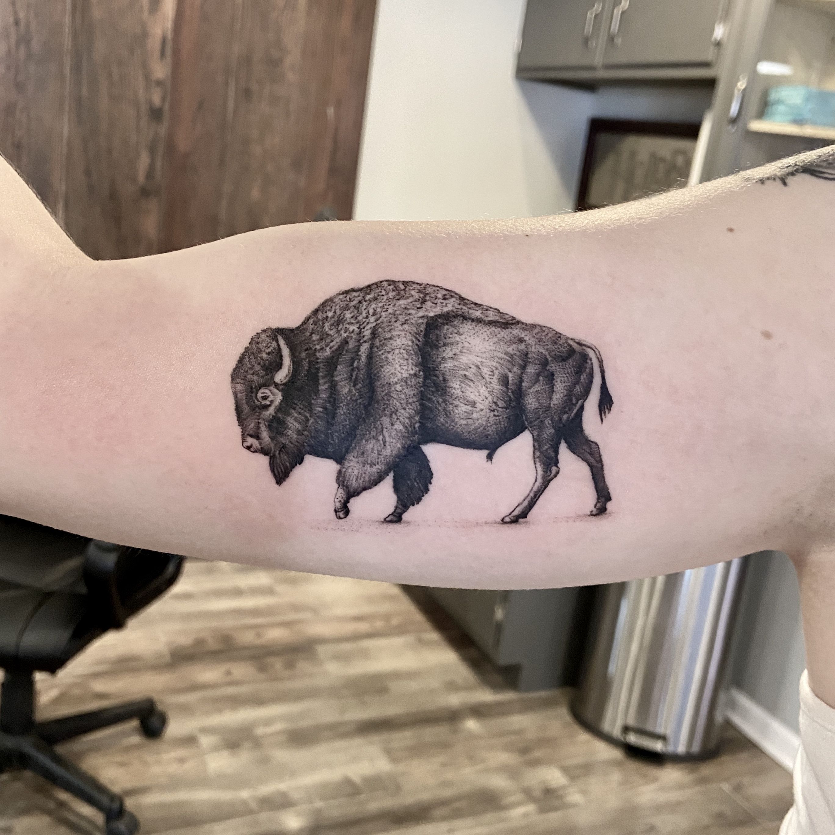 minimalist buffalo tattoo ideas