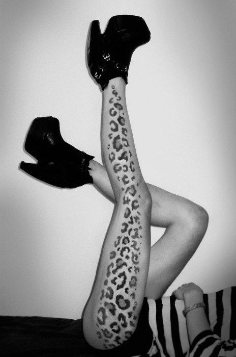 minimalist leopard print tattoo styles