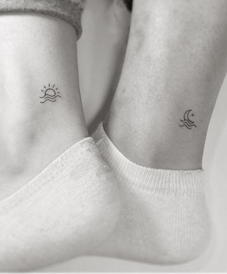 Minimalist lily tattoo small 0095