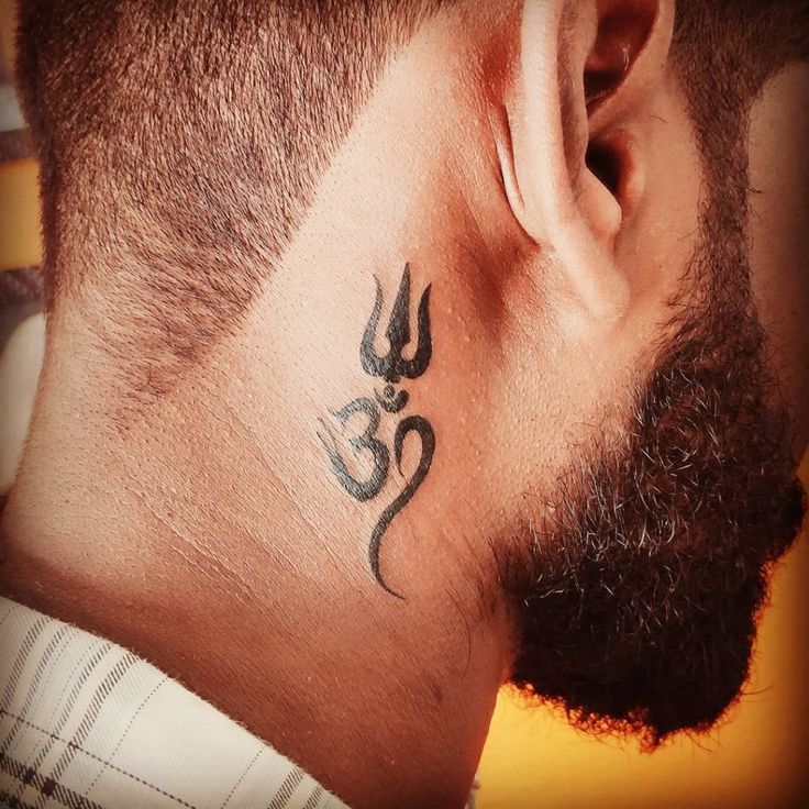 minimalist small neck tattoo men styles