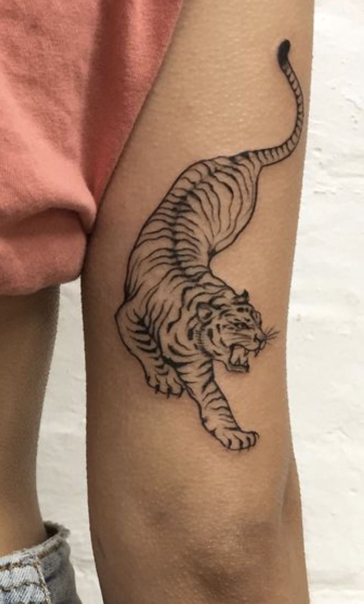 minimalist small tiger tattoo 0084