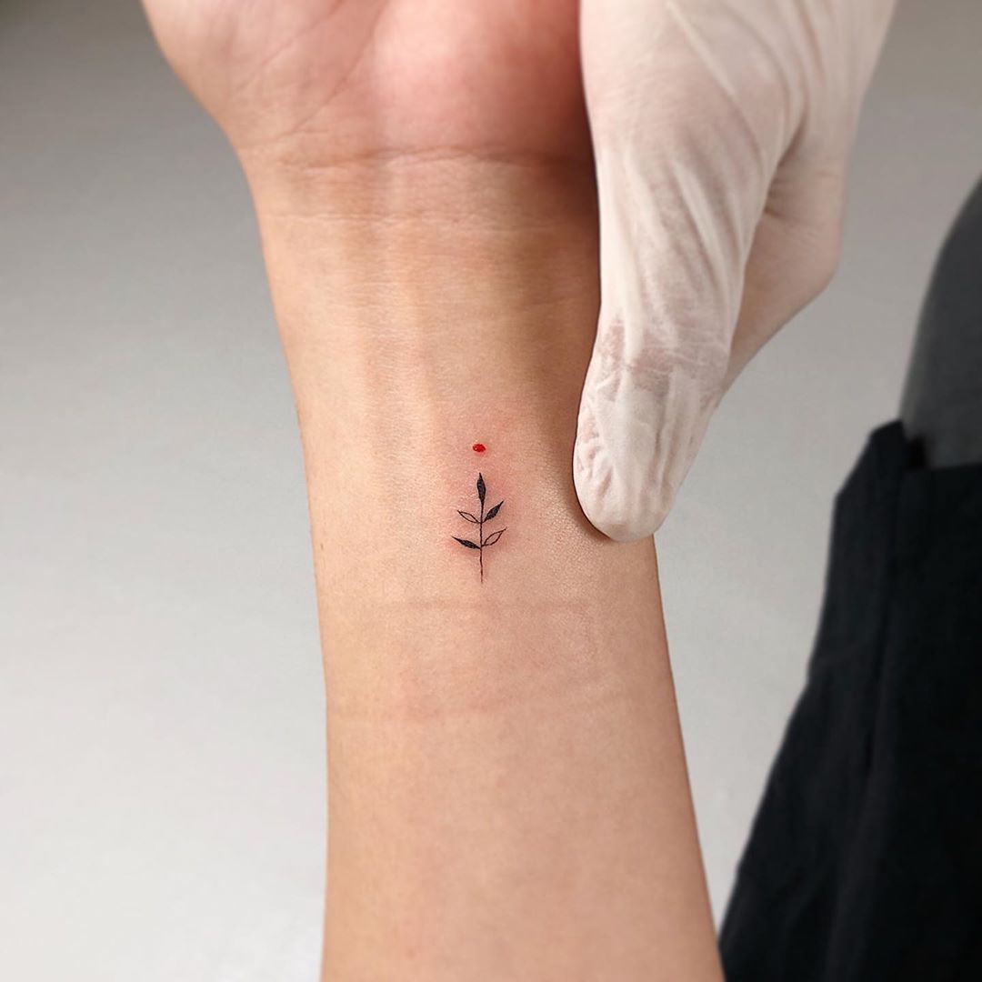 minimalist small wrist tattoo options