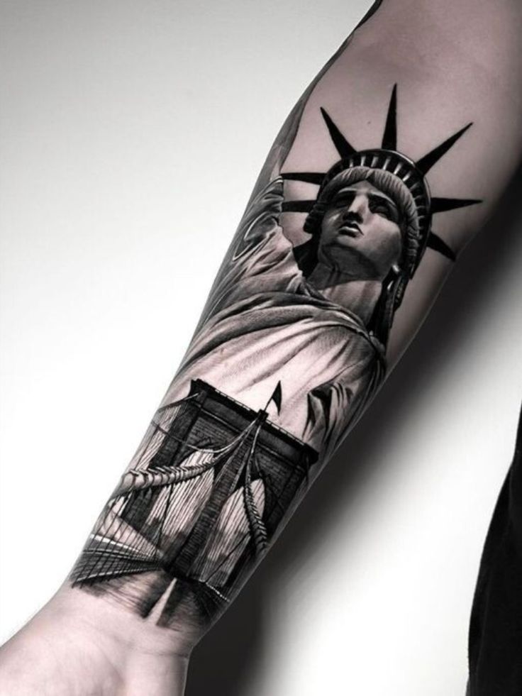 minimalist Statue of Liberty tattoo concepts