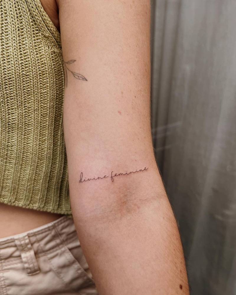 minimalistic feminine small cursive tattoos