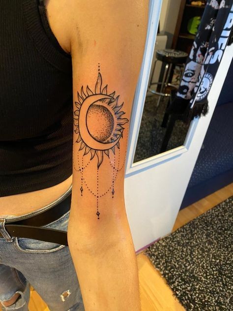 moon and sun tattoo ideas 0070