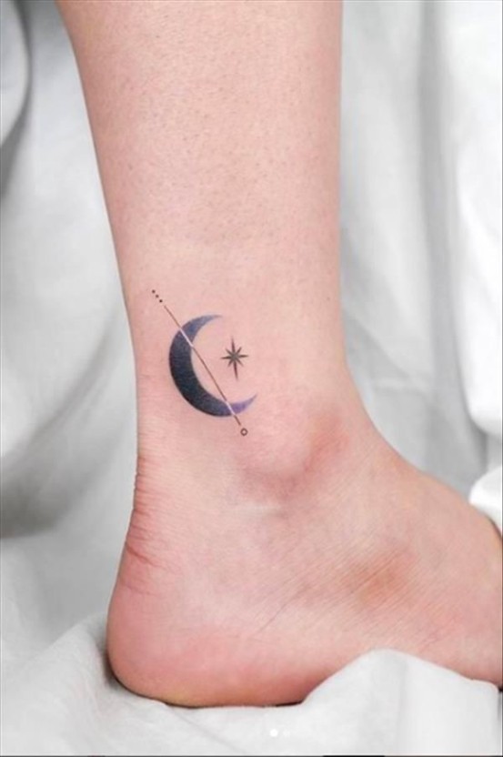 moon tattoo ideas 0032