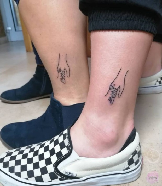 mother daughter tattoo ideas 0023