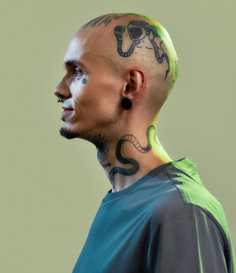 neck tattoo ideas for men 0011