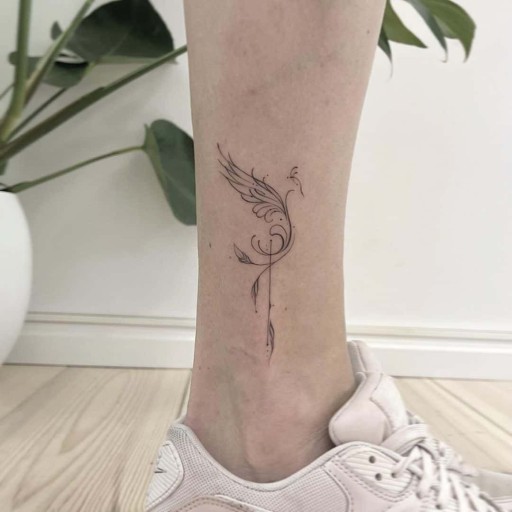 Phoenix Tattoo Ideas for Females 0040