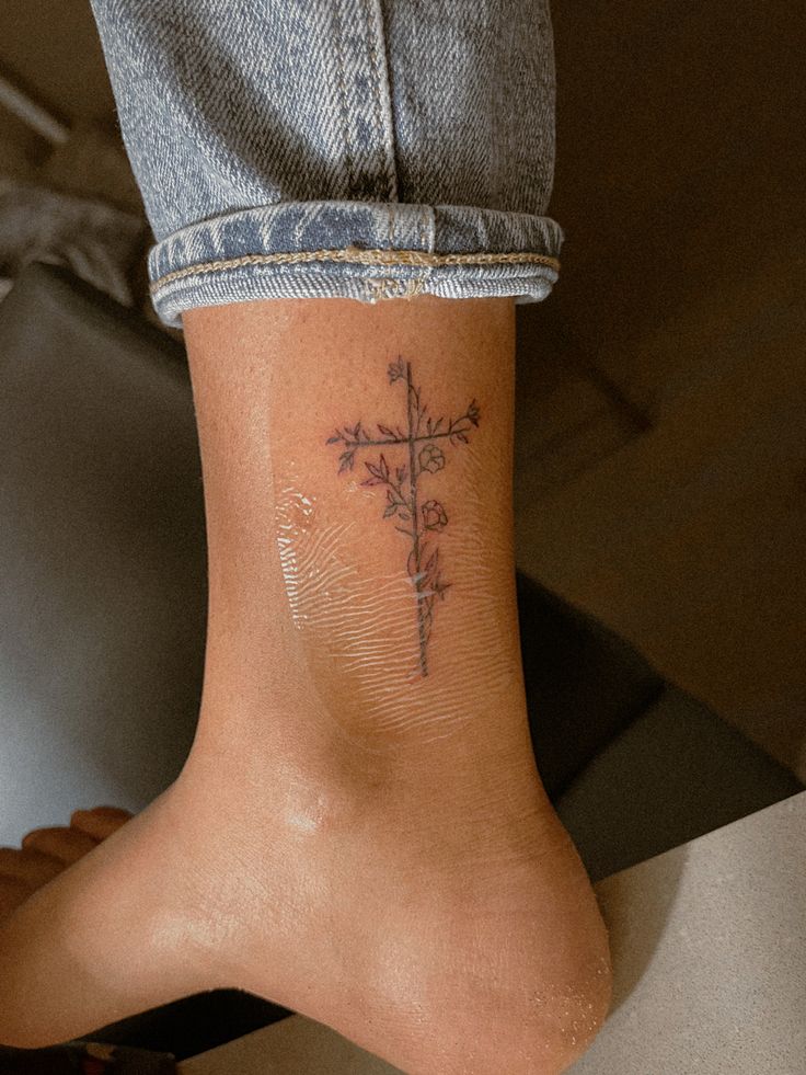 popular Christian tattoo ideas for women